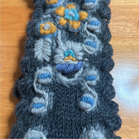 Wool Knitted Head Band - Picture 2 of 7